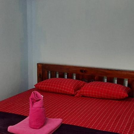 Chill Chill Long Beach Hostel Koh Lanta Exterior photo